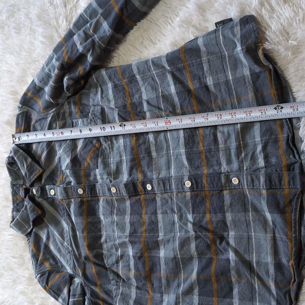 Helly Hansen 100% Organic Cotton Grey Plaid Flannel Fall Button Up Shirt Medium - Picture 7 of 7